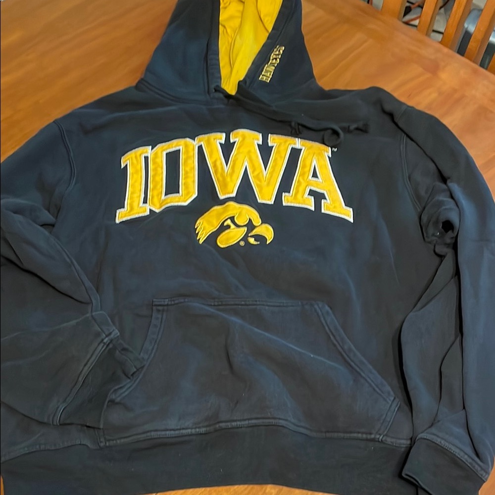 Iowa Black and Yellow Men's Hoodie